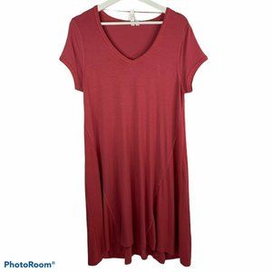 Cable & Gauge Short Sleeve V-neck Midi T-shirt Tee